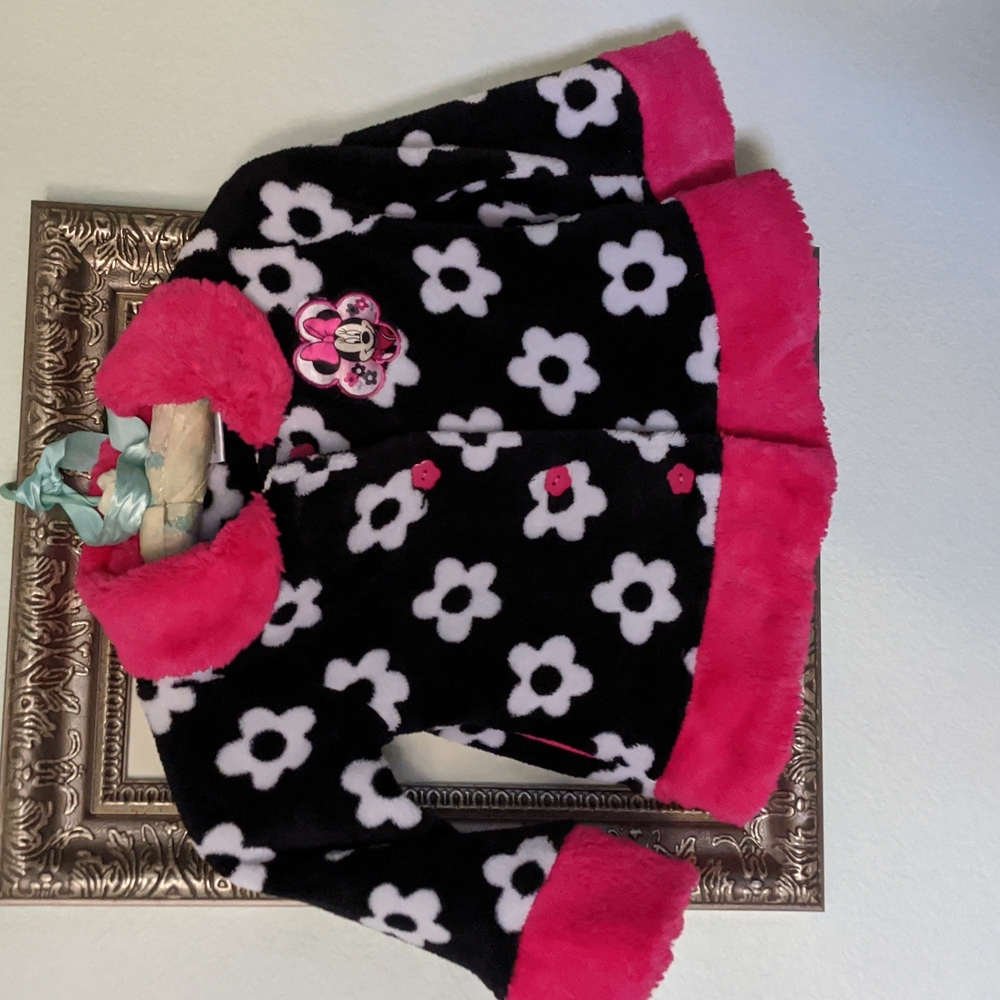 💜 cute 3T Disney Minnie Pink and black fleece jacket